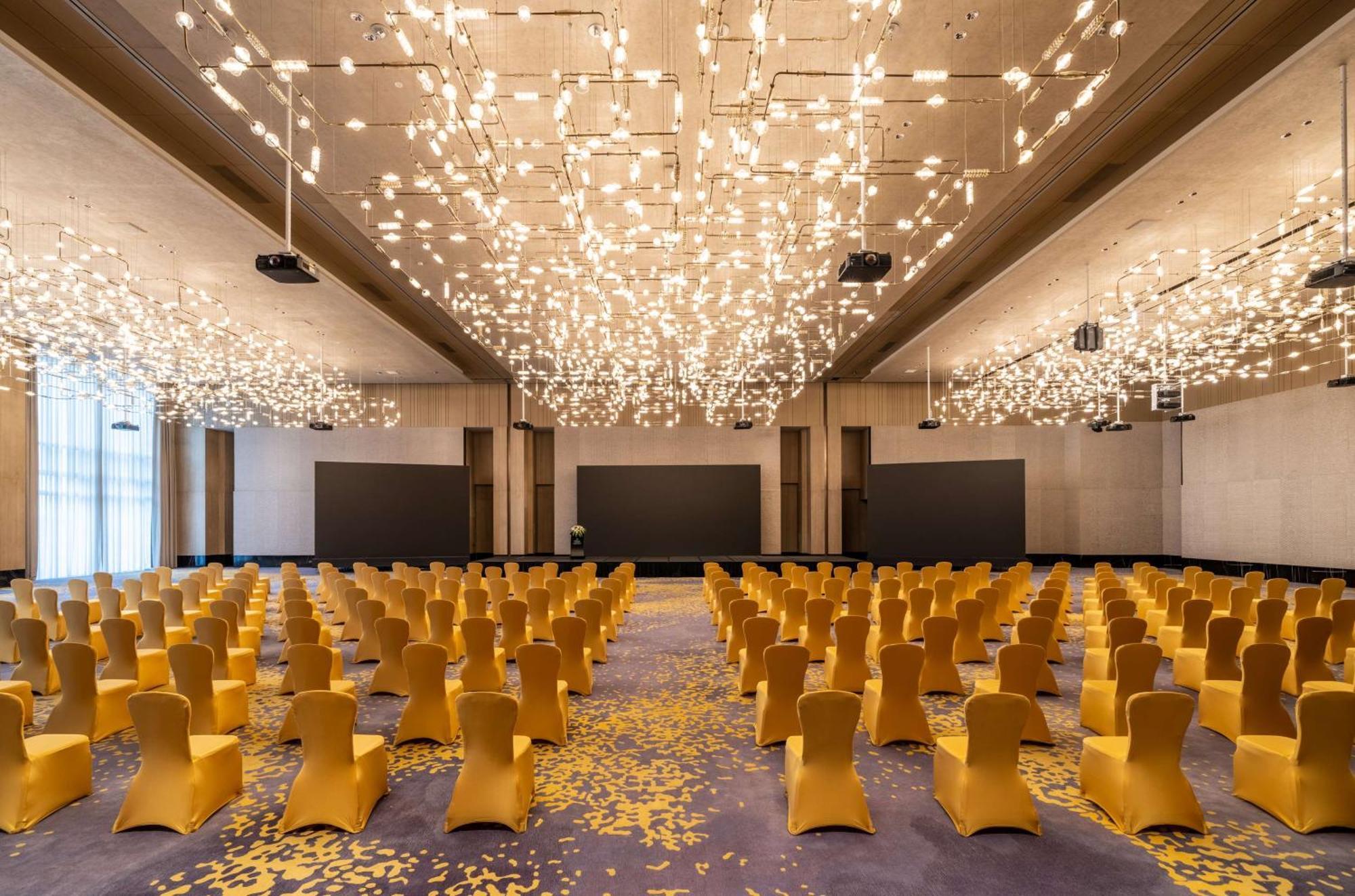 Hilton Shenzhen World Exhibition & Convention Center - Only 5 Minutes' Walk To Wecc Exterior foto