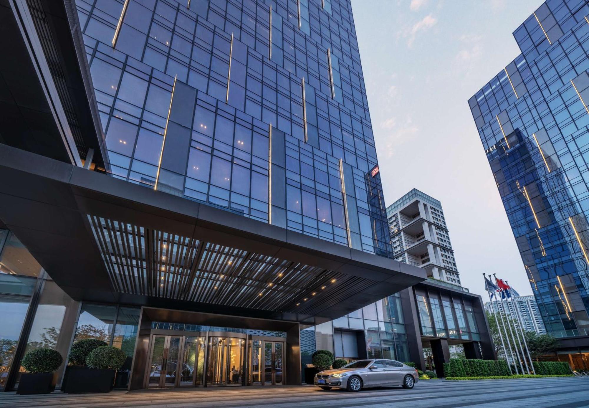 Hilton Shenzhen World Exhibition & Convention Center - Only 5 Minutes' Walk To Wecc Exterior foto